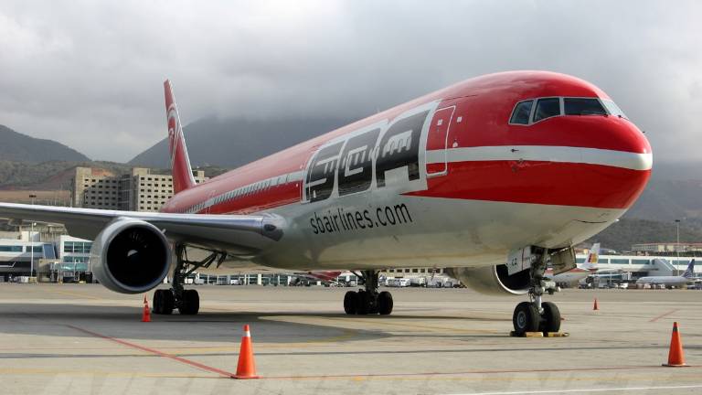 Aerolínea venezolana anuncia el cese de sus operaciones