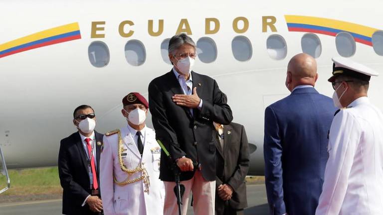 Lasso notifica su salida del país a la Asamblea Nacional por reuniones oficiales