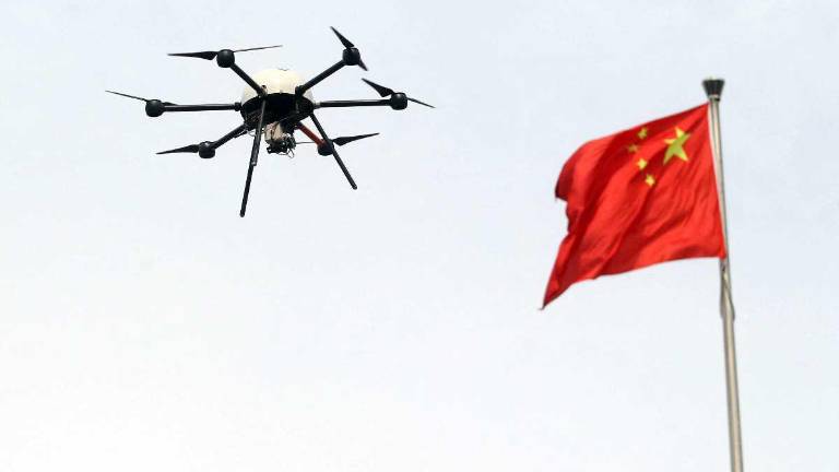 China prohíbe la venta y restringe los vuelos de drones en Pekín a partir de mayo