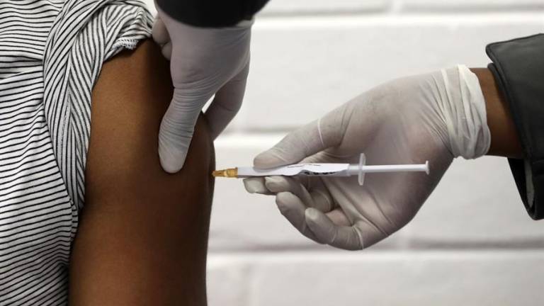 Revelan cuánto cobrará la compañía farmacéutica Moderna por una dosis de la vacuna contra el coronavirus