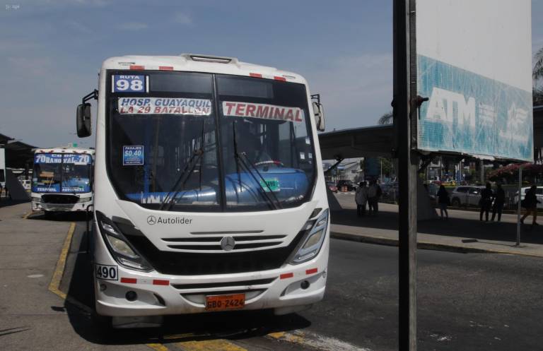 $!En septiembre de 2024 se realizó una paralización del transporte público en Guayaquil para pedir el alza del pasaje.