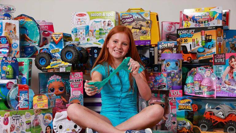 Pixie Curtis: La niña que se retirará a los once años tras generar una fortuna con una empresa de venta de juguetes