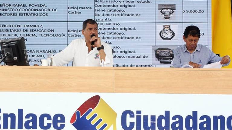 Correa anuncia nueva subasta de obsequios personales