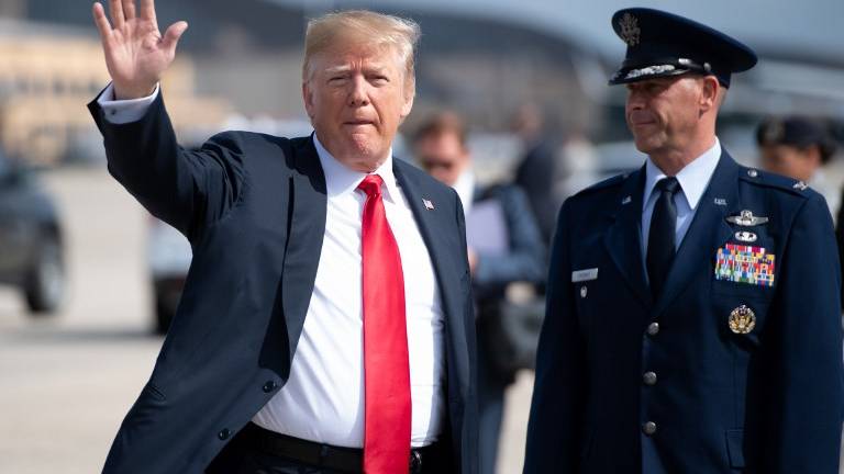 Juez da luz verde a demandas contra Trump por corrupción