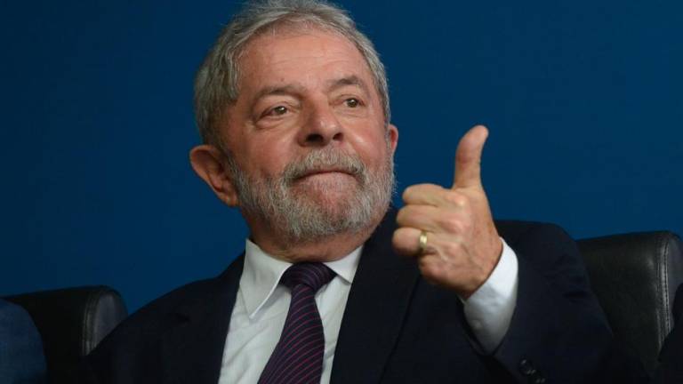 Lula sería candidato en 2018 y llama a &quot;seguir luchando&quot;