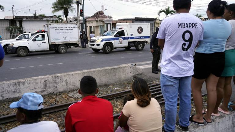 Confirman que los ocho cuerpos hallados en la vía Jujan-Babahoyo corresponden a jóvenes desaparecidos de Daule