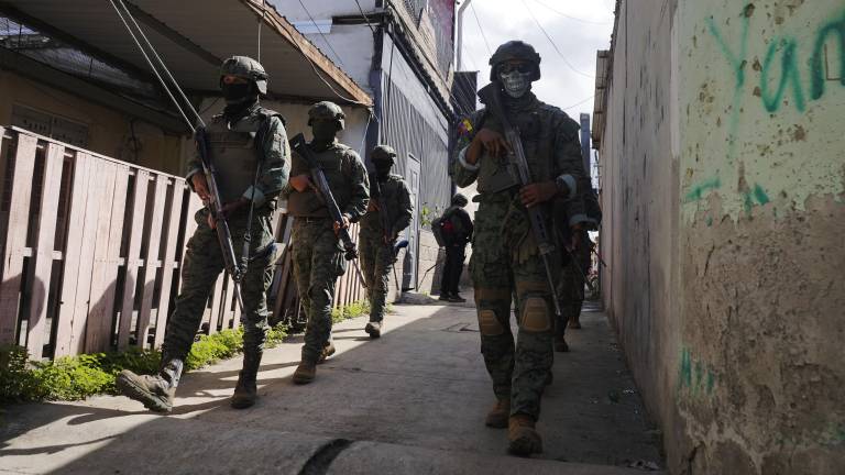 ‘No queremos víctimas colaterales’: Reimberg pide a ciudadanos no salir durante el toque de queda