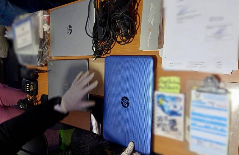 $!Red de corrupción policial en Pichincha: 10 allanamientos, cinco detenidos e indicios de delitos