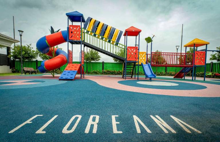 $!Las etapas de Casalaguna cuentan con parques, áreas verdes y sociales, piscinas, gimnasios y otros entornos pensados para la familia.