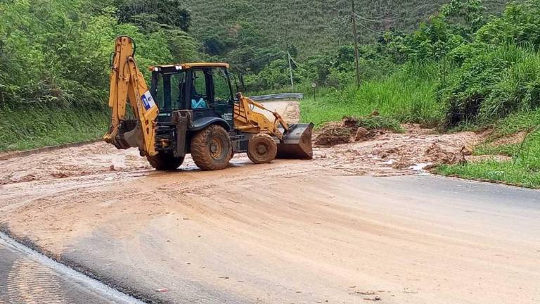 Para el feriado están disponibles 203 maquinarias en la red vial estatal.