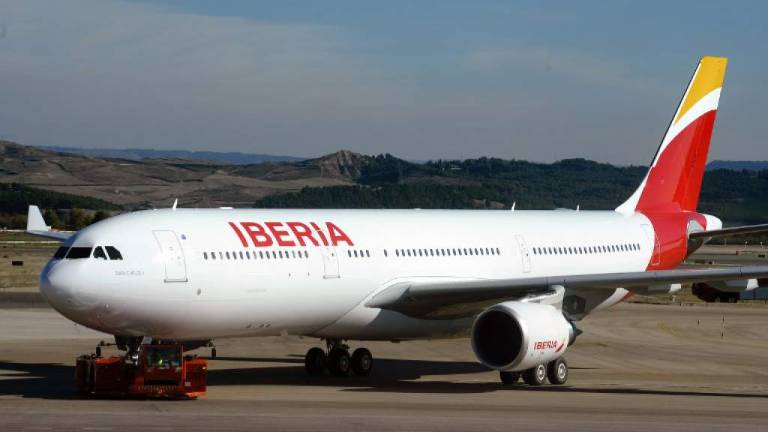 Avión de Iberia repatriará el domingo a españoles varados en Ecuador