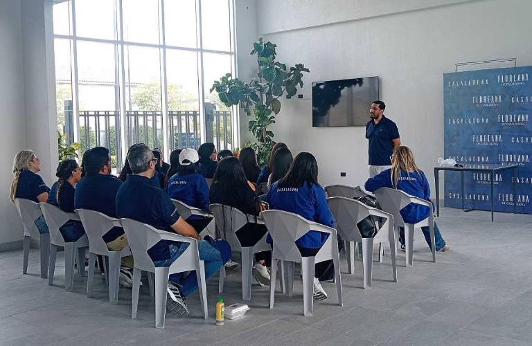 $!Los asesores de Multiraices reciben capacitación permanente sobre las tendencias del mercado inmobiliario.