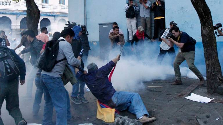 Con altercados y heridos cerró la jornada de protesta