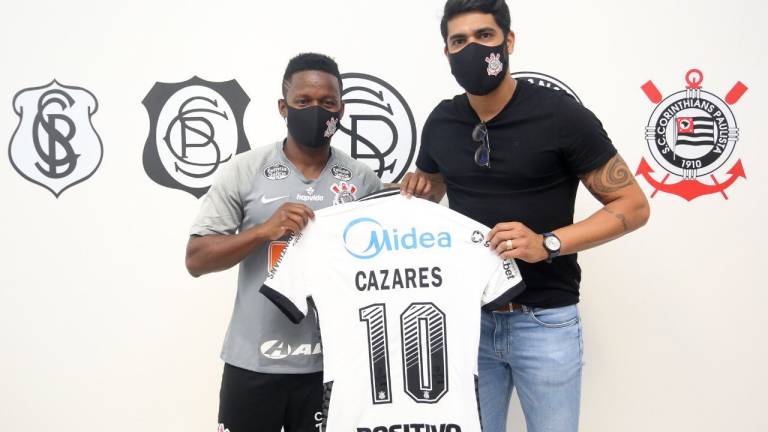 Juan Cazares firma hasta junio de 2021 con Corinthians y lucirá el 10