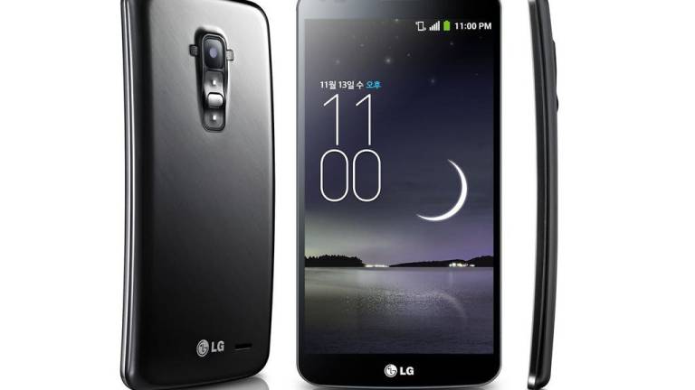 LG presenta su segunda generación de teléfonos curvos