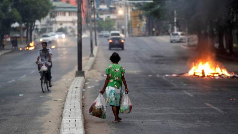 La ONU advirtió sobre el riesgo “sin precedentes” de una guerra civil en Myanmar y pidió evitar “un baño de sangre”