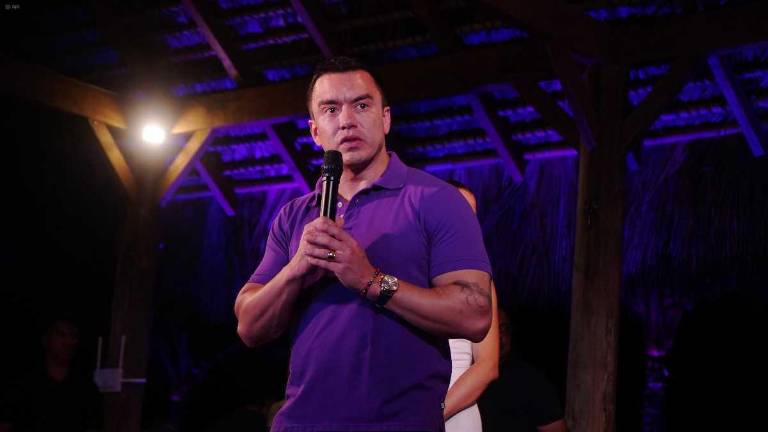 El presidente Daniel Noboa esperó resultados en su casa de Olón, en Santa Elena.
