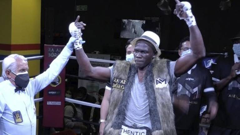 El boxeador ecuatoriano Abel ‘Authentic’ Mina entra en el top 100 del mundo
