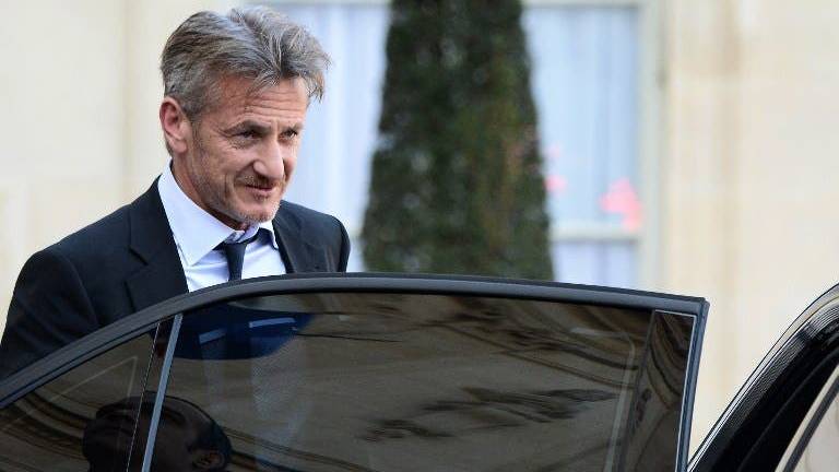 El actor Sean Penn es recibido en el Elíseo de Francia