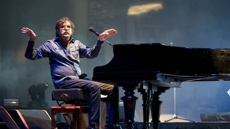 Hospitalizan de nuevo a Charly García para un chequeo médico