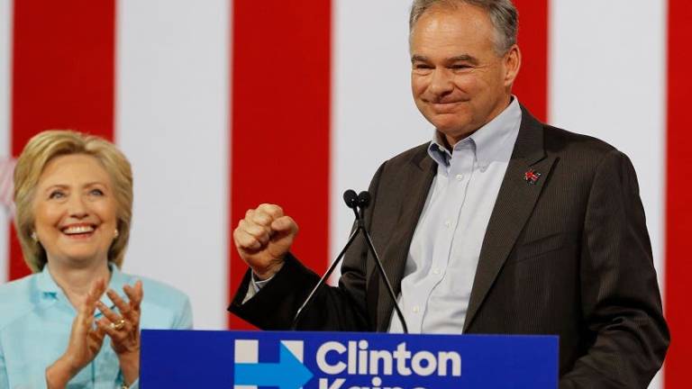 Trump lanza duras críticas contra Tim Kaine