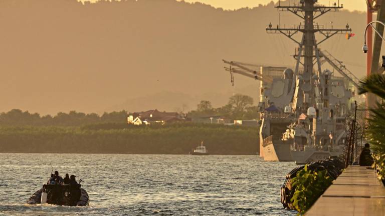 Venezuela dice que Trinidad y Tobago decidió prestarse como territorio para plan de guerra de EE.UU.