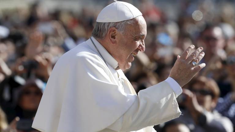 Presentan himno oficial de visita del papa al país