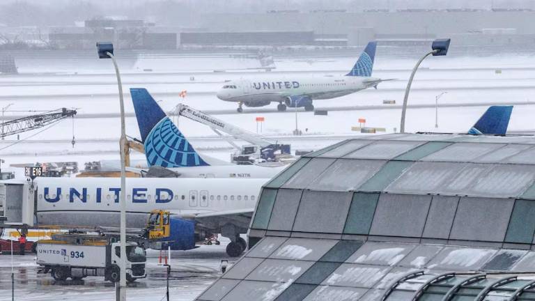 Tormenta invernal en Estados Unidos complica miles de viajes: así puede conocer el estado de los vuelos a Ecuador