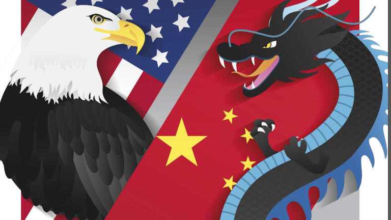 Ecuador, entre el águila y el dragón