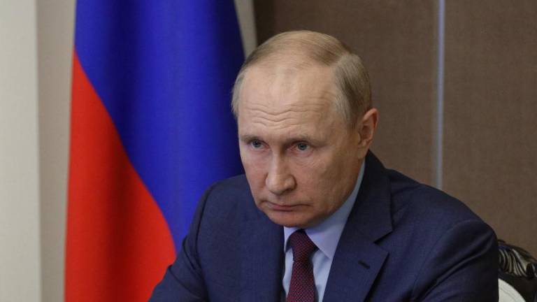 Putin advierte de riesgos de catástrofe en central nuclear ucraniana