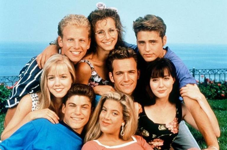 $!Beverly Hills 90210 es calificado como un fenómeno cultural de la década del 90.