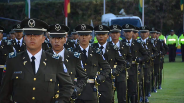 Policía abre reclutamiento con 2.700 vacantes: bachilleres y profesionales deben cumplir estos requisitos