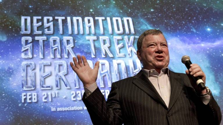 William Shatner, el actor que dio vida al capitán Kirk en la serie de Star Trek, viajará en un nuevo vuelo espacial