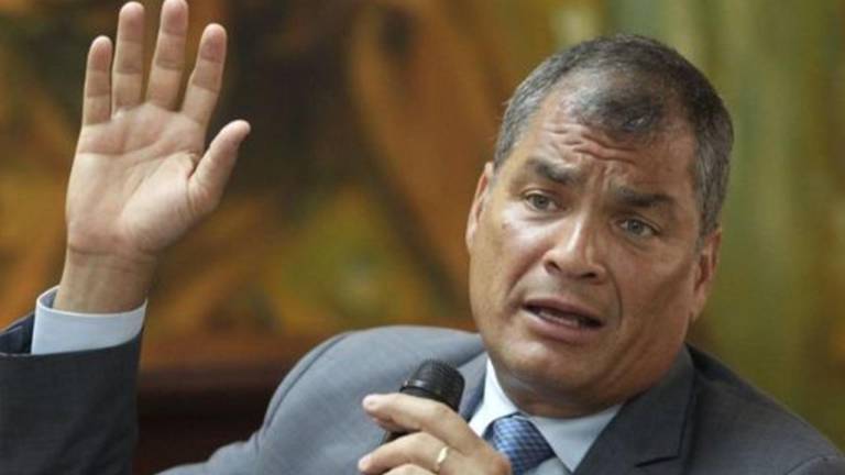 Correa asegura que su Gobierno también intentó una focalización del subsidio a los combustibles