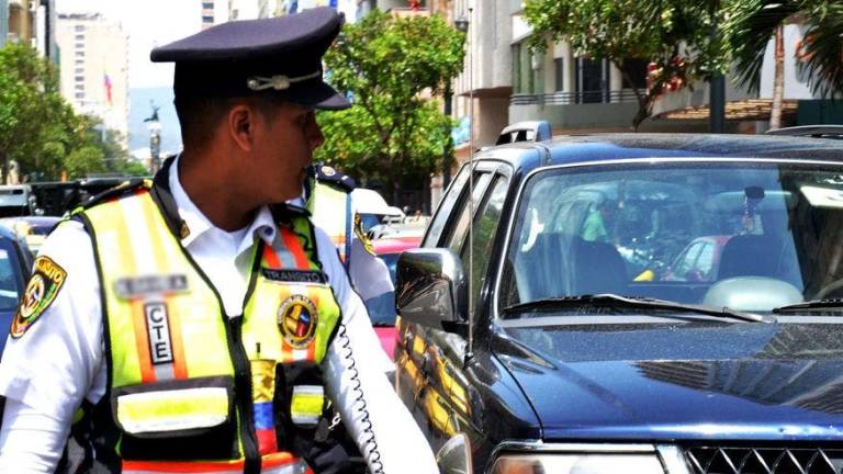 Disputa de tránsito entre Gobierno y Municipio implica también a vigilantes