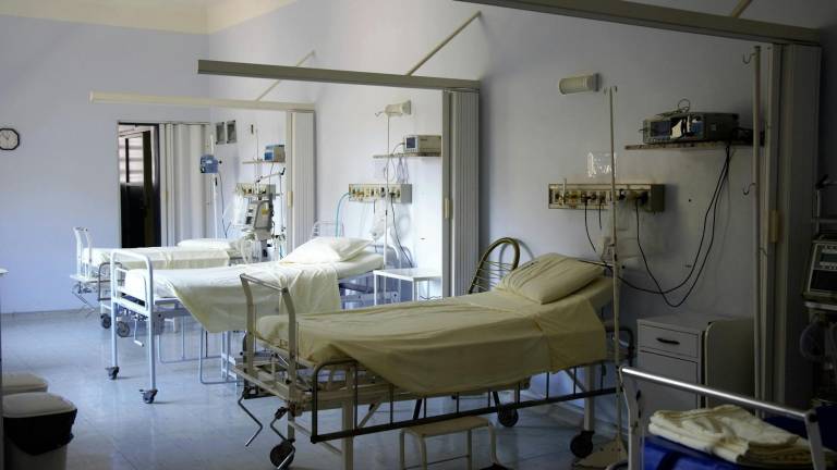 Médico alemán es investigado como posible asesino serial de sus pacientes