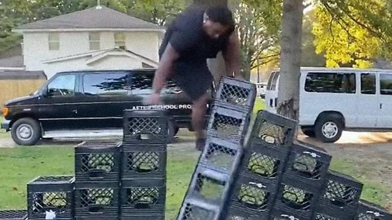 ¿De qué se trata el “desafío de la caja de leche” y por qué tiktok está bajando estos videos?