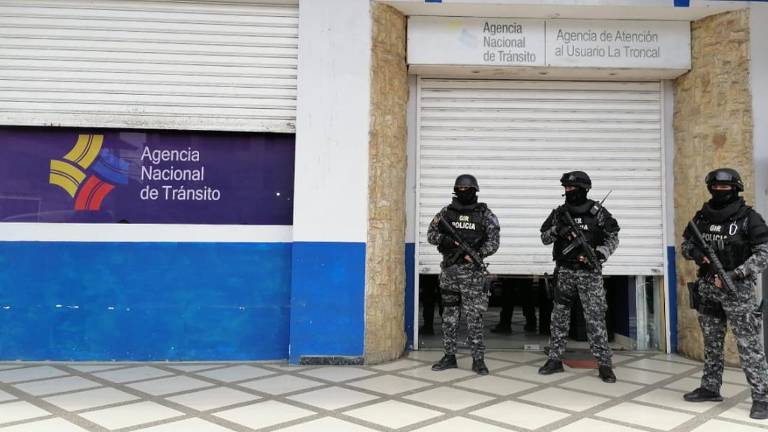 ANT de La Troncal fue allanada por presunta corrupción en la emisión de licencias