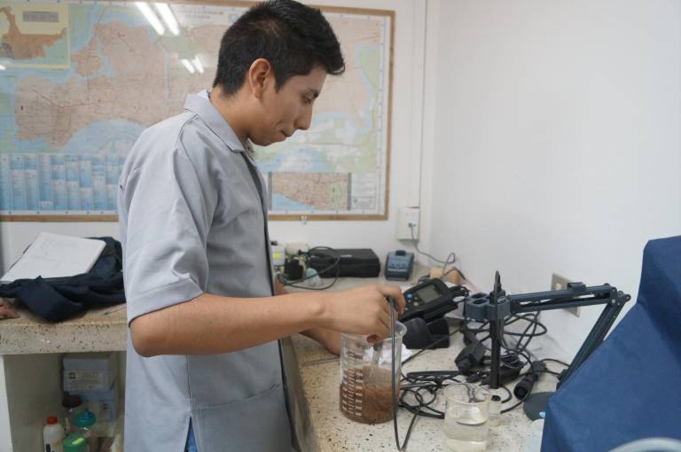 $!Desde el vicerrectorado de Investigación y Posgrado de la Universidad Católica Santiago de Guayaquil se lideran varios equipos en donde participan investigadores locales e internacionales para desarrollar proyectos que generen producción científica de alto impacto.