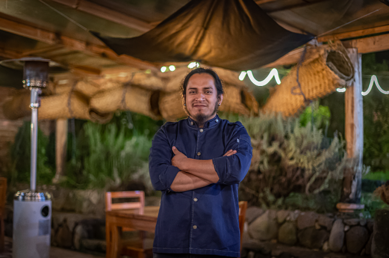 $!Samuel Ortega es el copropietario y chef de Shamui Co, un restaurante de alta cocina ubicado en el centro de Saraguro.