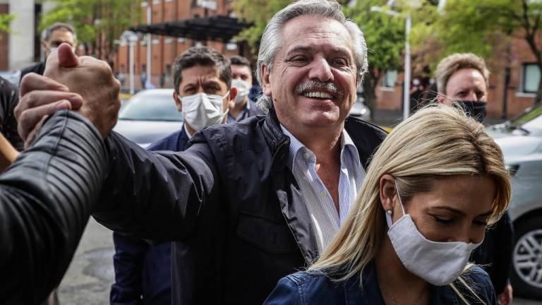 Argentina vota en elección parlamentaria clave para el gobierno de Alberto Fernández