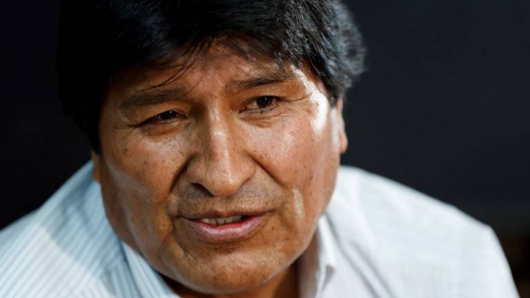 Evo Morales recibe denuncia por genocidio en Bolivia