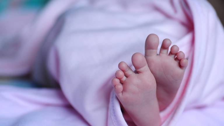 Un bebé es portador del virus de China sólo 30 horas después de nacer