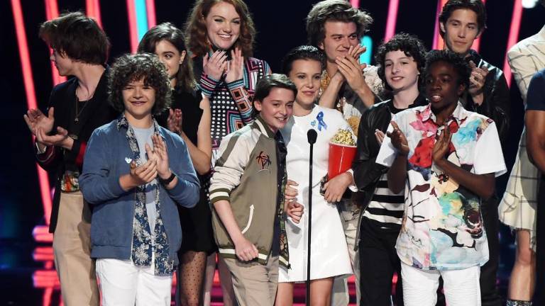 "Stranger Things" y "La Bella y la Bestia" arrasan en los MTV Awards