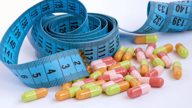 Muere un niño al ingerir pastillas para bajar de peso