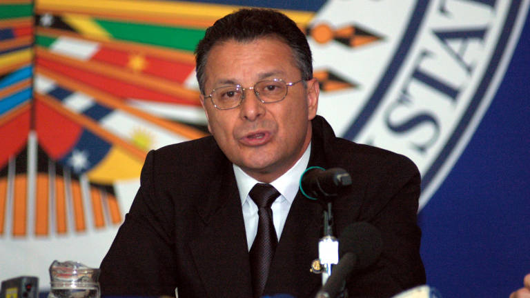 Patricio Zuquilanda, octavo candidato para presidenciales