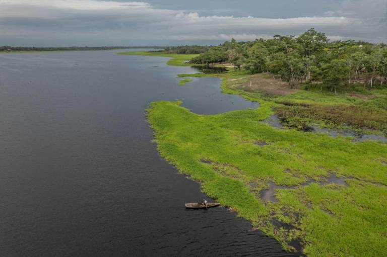 $!PUNTO DE INFLEXIÓN IPCC advierten que la Amazonía se está acercando a un punto de no retorno. Mientras en Brasil enfrentan la peor sequía de su historia, en el lado peruano las temperaturas.