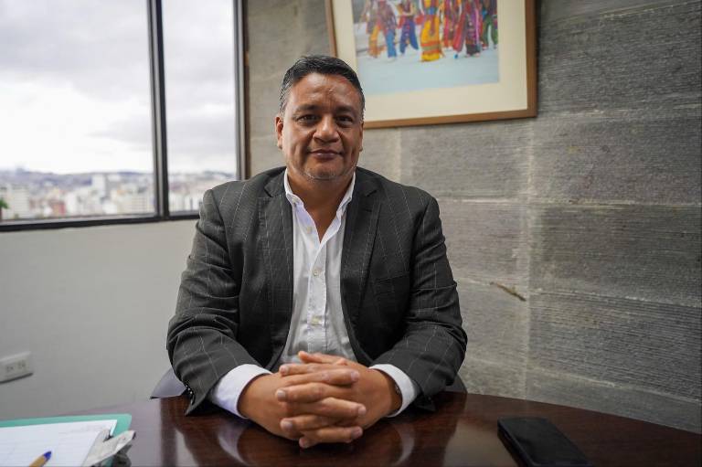 $!José Arévalo Santana llega a la Gobernación del Guayas.