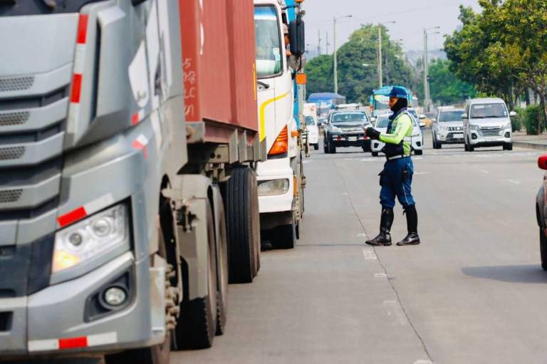 $!En las últimas semanas, la ATM reactivó sus controles al transporte pesado, en especial para verificar que la carga esté debidamente asegurada.