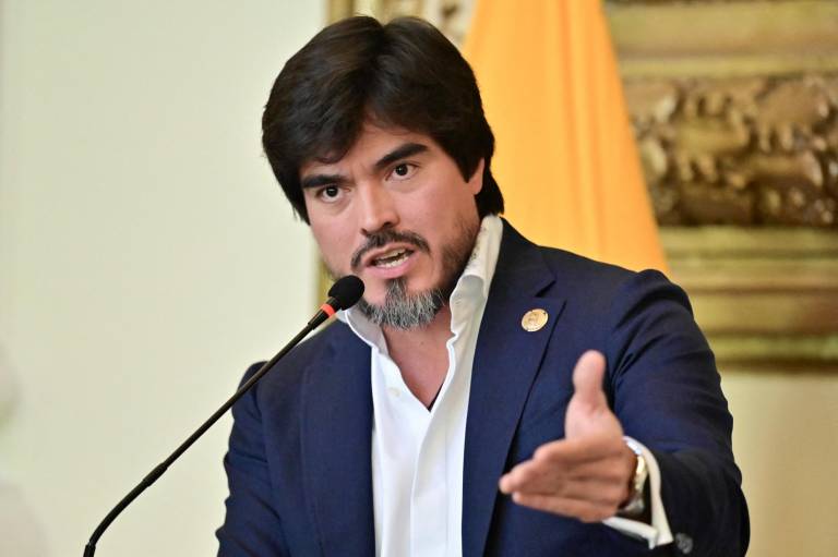 $!El Ministro de Gobierno de Ecuador, José De La Gasca, habla durante una conferencia de prensa, el 2 de enero de 2025.
